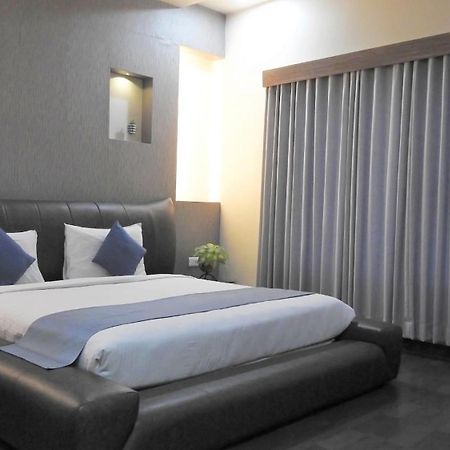 Hotel Sai Miracle Shirdi Bagian luar foto