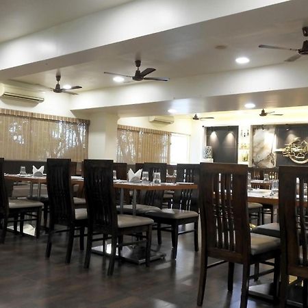 Hotel Sai Miracle Shirdi Bagian luar foto