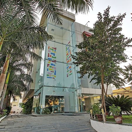 Hotel Sai Miracle Shirdi Bagian luar foto