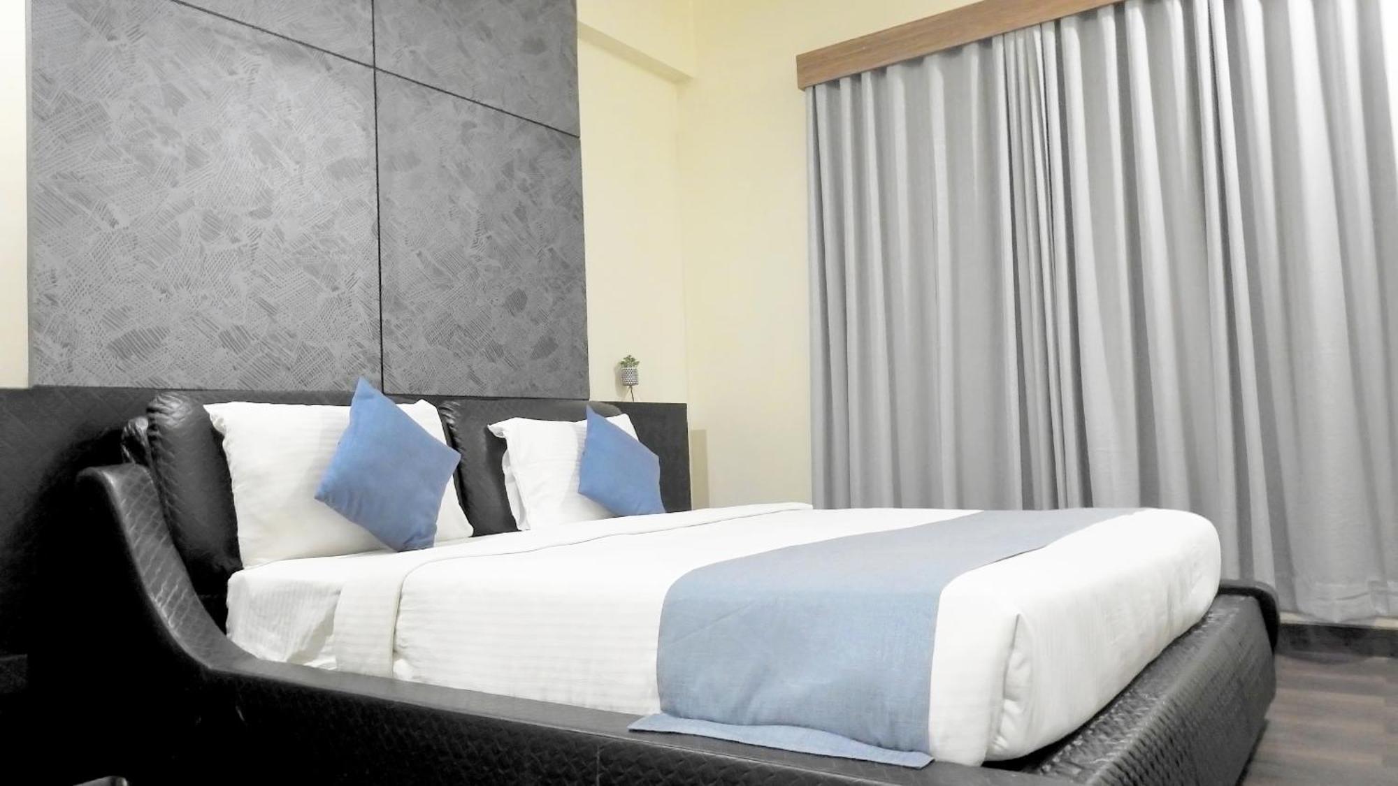 Hotel Sai Miracle Shirdi Bagian luar foto