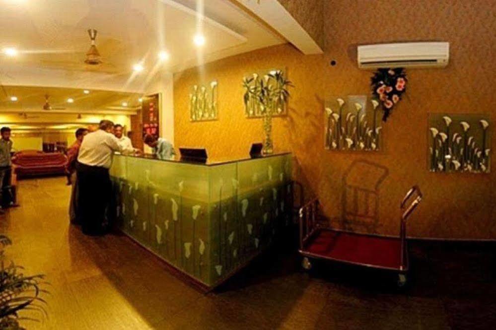 Hotel Sai Miracle Shirdi Bagian luar foto